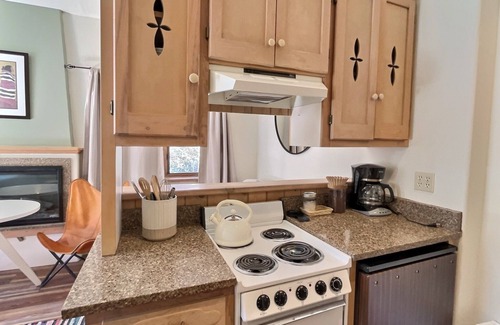 Taos Ski Valley Condo | The Coziest Lift View Condo in Taos Ski Valley