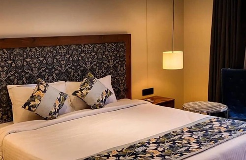 Naina Range Hotel | The Cozy Acorn Resort