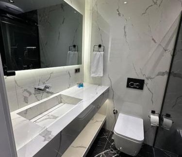Istanbul City Center Apartment | THE cozy, below street floor APT