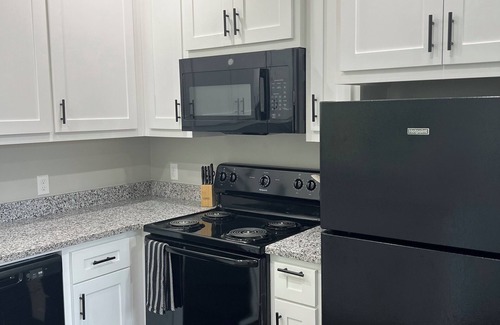 Longview House | The Cozy Corner! Brand New Townhome in a nice, relaxing location!