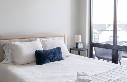 Manhattan Apartment | The Cozy Corner KSMAFI3022-112