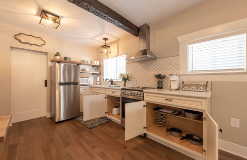 Colorado Springs Cottage | The Cozy Cottage