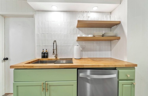 Binghamton Apartment | The Cozy Emerald Stay 5 Minutes to Downtown
