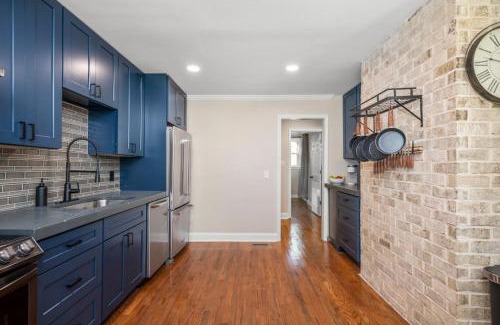 Macon House | The Cozy House In Quiet Ingleside Area