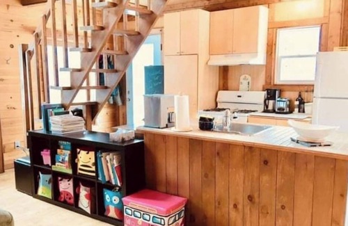 Saint-Magloire Ski Chalet | The Cozy Little Cabin - Perfect for Fishing & Hiking