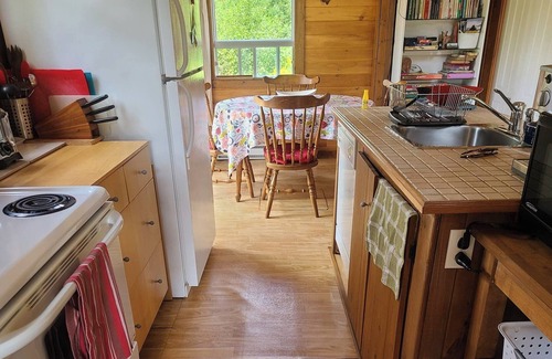 Saint-Magloire Ski Chalet | The Cozy Little Cabin - Perfect for Fishing & Hiking