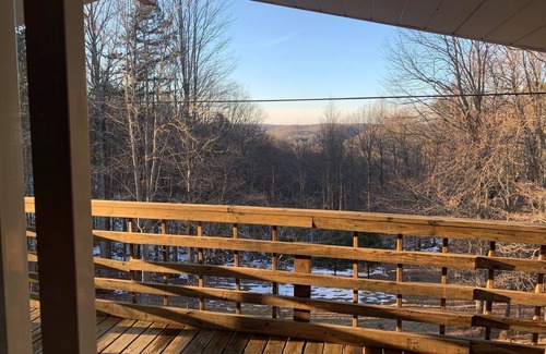Laurelville Apartment | The Cozy Lookout - a perfect getaway