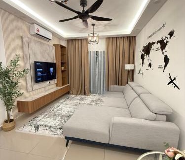 Central District Apartment | The Cozy Nest Luxury apartment JB 10 pax