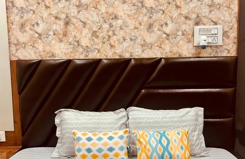 Indore Bed & Breakfast | The Cozy Stay