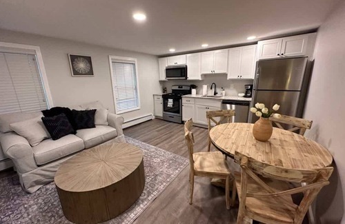 Seabrook Apartment | The Crab Shack - Coastal Charm Near Hampton Beach