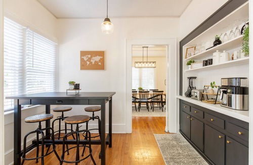 Valdosta House | The Cranford Cottage Historic Cozy Centrally Located in Valdosta