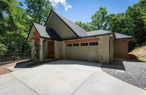Laurel Ridge House | The Creeks of Serendipity