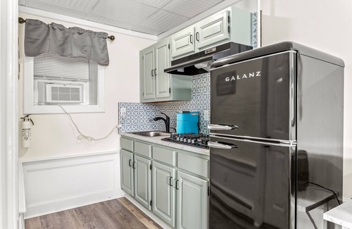Hampton Hotel | The Crest - Hampton Beach