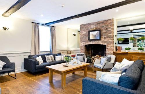 Longnor House | The Crewe and Harpur