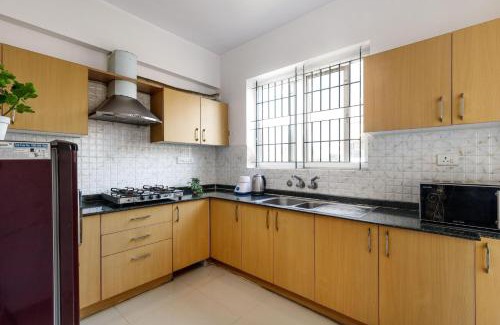 Pulikeshi Nagar Apartment | The Crimson Cove by Red Olive3BHKFraser Town
