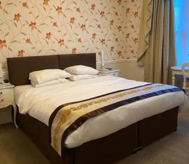 Stratford-upon-Avon Bed & Breakfast | The Croft Guest House
