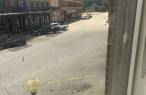 Pawhuska Apartment | The Cross Bell Downtown 205