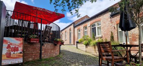 Knutsford Hotel | The Cross-Keys Hotel