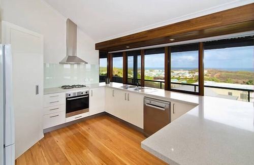 Gnarabup House | The Crow's Nest Beach House