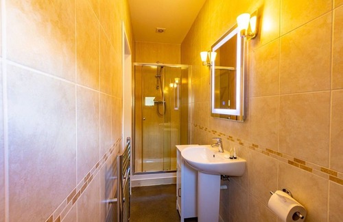 Callander House | The Crown