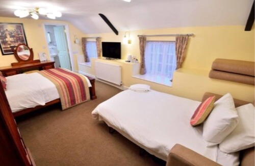 Hailsham Hotel | The Crown Hotel