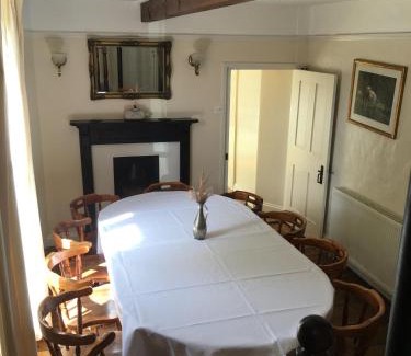 Mundford Hotel | The Crown Hotel