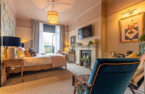 London Borough of Bromley Hotel | The Crown Inn