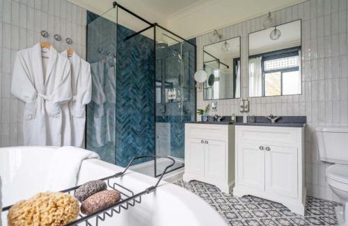 London Borough of Bromley Hotel | The Crown Inn