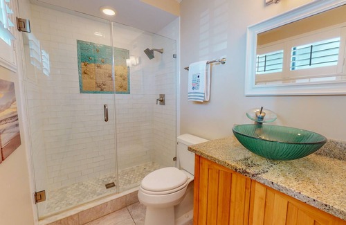 St. Augustine Beach Condo | ~The Crowned Pineapple~ A Quintessential Oceanfront Treasure