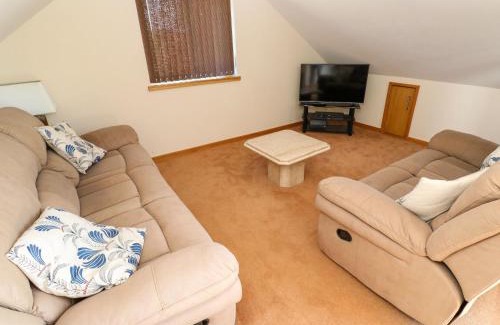 Mylor House | The Crows Nest