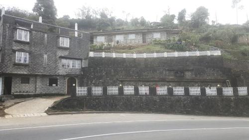 Nuwara Eliya House | The crystal castle