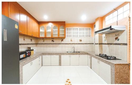 Ranong House | The Crystal Ranong 202 Cozy classic room