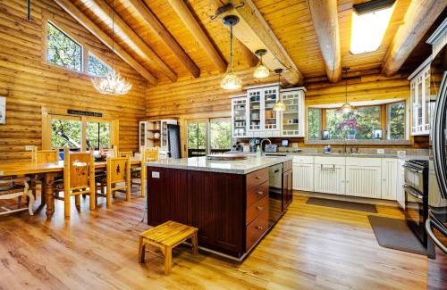 Groveland House | The Cub Inn