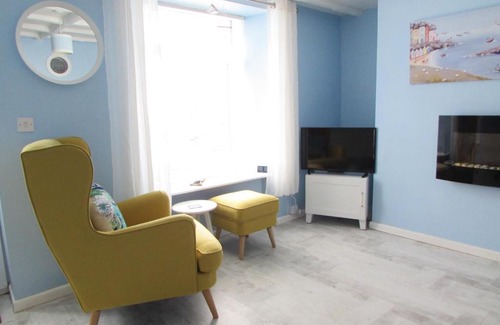 Brixham Apartment | The Cuddy - Apartment with garden