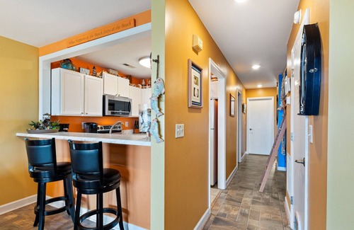 Kure Beach Condo | The Cure in Kure Beach, OCEAN FRONT,1 bedroom,1st floor sleeps 6