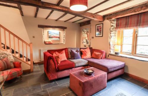 Troutbeck House | The Curious Orange