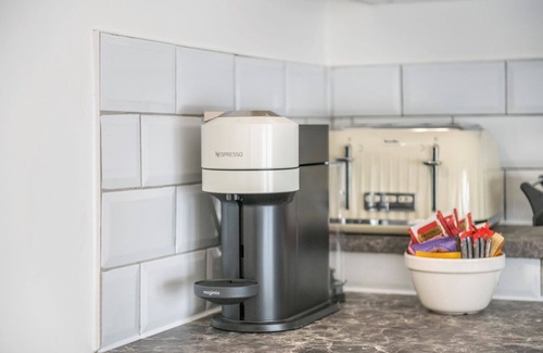 Fitzrovia Apartment | The Cutesy - Fitzrovia - by Frankie Says