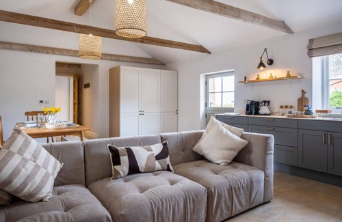 Godshill House | The Dairy - Whitwell