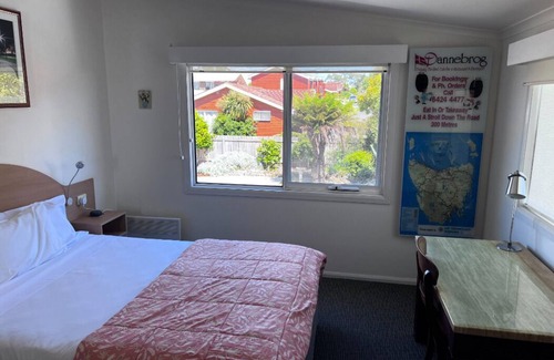 Devonport Cabin | The Dannebrog Lodge Room 10