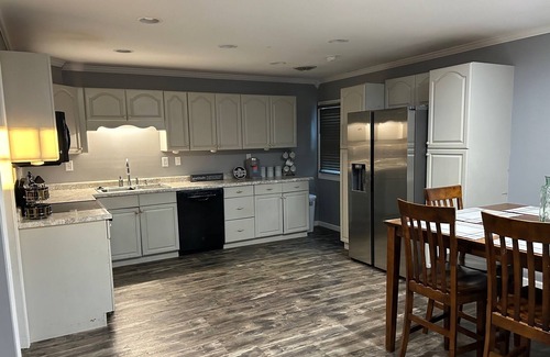 Centralia House | The Dapple Grey Chalet - Cozy Home in a Country Town