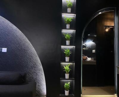 Gomti Nagar Apartment | The Dark Room
