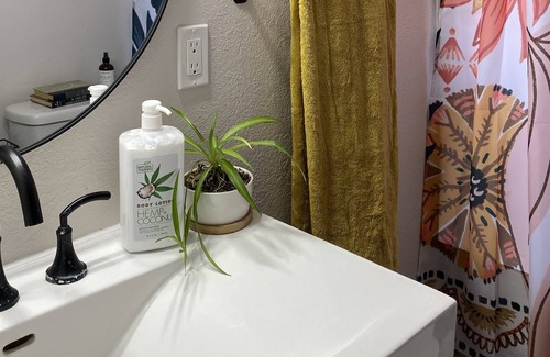 Carlsbad House | The Day Dreamer's Passage