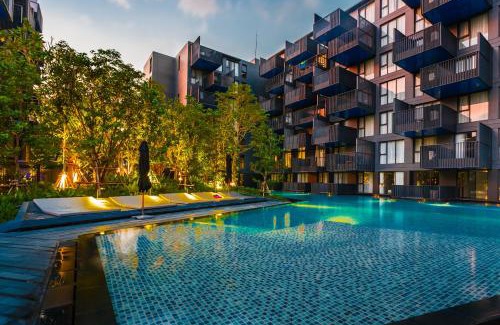 Patong Apartment | The Deck Condominium by Lofty