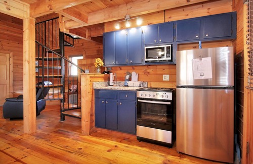 Pine Mountain Valley Cabin | The Deer Cabin- Left End