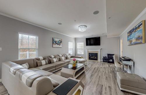 Waldorf House | The Degohs