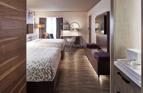 Pittsford Hotel | The Del Monte Lodge Renaissance Rochester Hotel & Spa