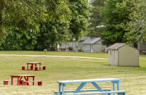 Bloomfield House | The Demorestville: PEC Getaway