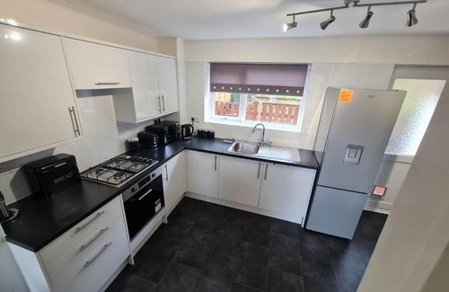 Woodingdean House | the denney house