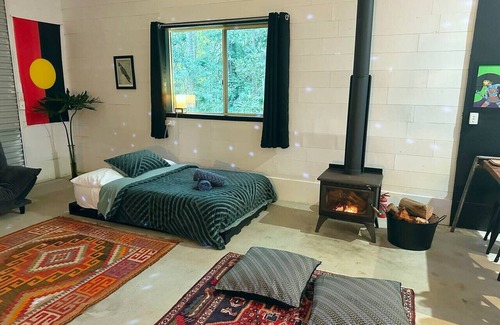 Gleniffer House | The Disco Studio - Unique Artist Escape with Swimming Hole