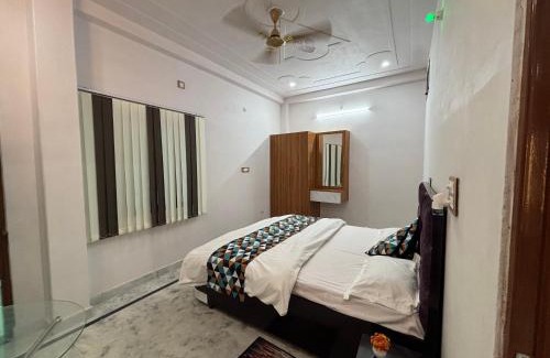 Varanasi Apartment | The Divyakashi stay